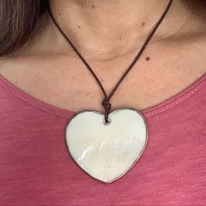 Heart (shell)  necklace w/leather chain womens